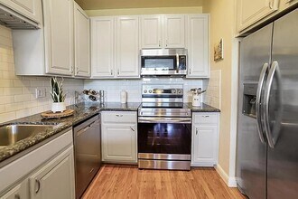 421 Cork Harbour Cir in Redwood City, CA - Building Photo - Building Photo