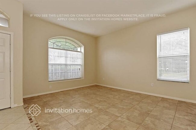 3828 Cold Creek Dr in Valrico, FL - Foto de edificio - Building Photo