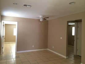 10202 N 9th Ave in Phoenix, AZ - Building Photo - Other