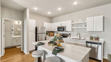 Springs at Mount Pleasant in Mount Pleasant, WI - Foto de edificio - Building Photo