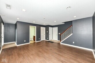 12032 Esty Way in Carmel, IN - Building Photo - Building Photo