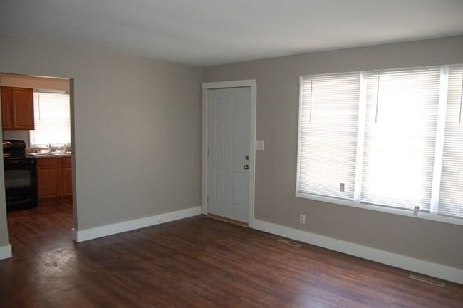 property at 224 S Governor St