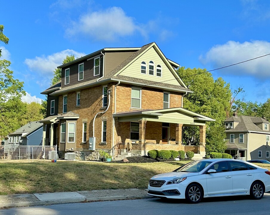 2543 Neil Ave in Columbus, OH - Building Photo