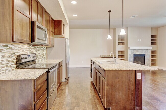 2107 Sandbur Dr in Fort Collins, CO - Building Photo - Building Photo