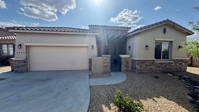 property at 3649 Sienna Ave