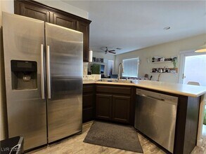 9538 Van Halen Ln in Las Vegas, NV - Building Photo - Building Photo