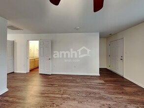 51 Wolf Creek Ln in Lillington, NC - Building Photo - Building Photo