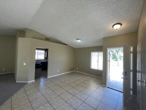 3590 N Amberwood Ave in Rialto, CA - Building Photo - Building Photo