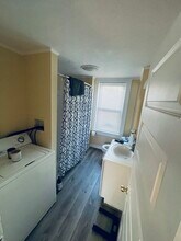 13 Marland Rd in Worcester, MA - Foto de edificio - Building Photo