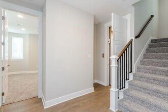200 S Village Way in Lewisville, TX - Building Photo - Building Photo