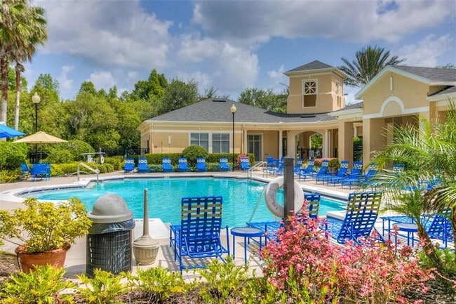5125 Palm Springs Blvd in Tampa, FL - Building Photo - Building Photo