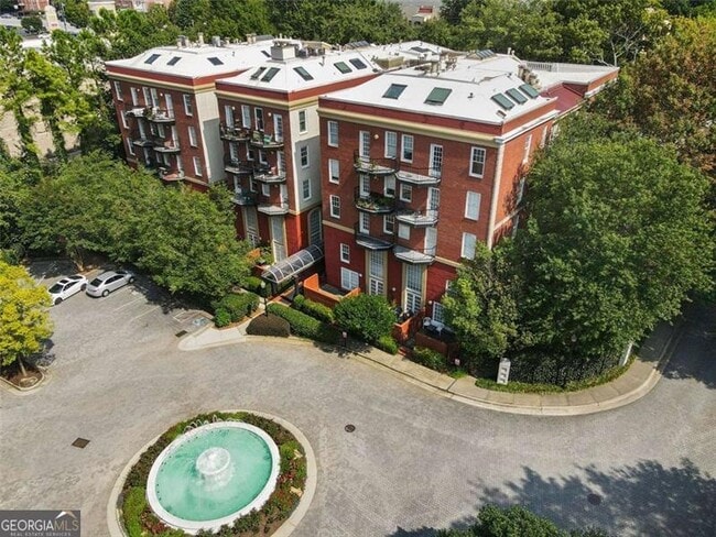 property at 2840 Peachtree Rd