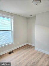 1235 Maple St in Pottstown, PA - Foto de edificio - Building Photo