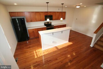 9134 Canterbury Riding in Laurel, MD - Building Photo - Building Photo