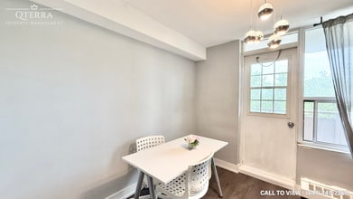 3120 Kirwin Av in Mississauga, ON - Building Photo - Building Photo