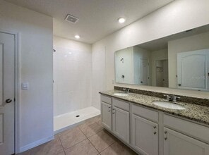 6833 Cranes Roost Rd in Harmony, FL - Building Photo - Building Photo