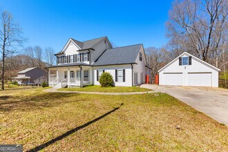 821 Hood Rd in Fayetteville, GA - Building Photo - Building Photo