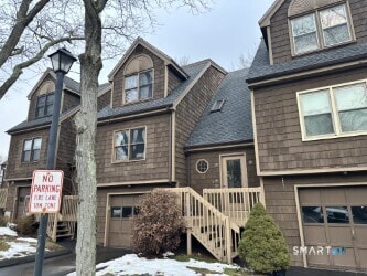 property at 133 Meadow St