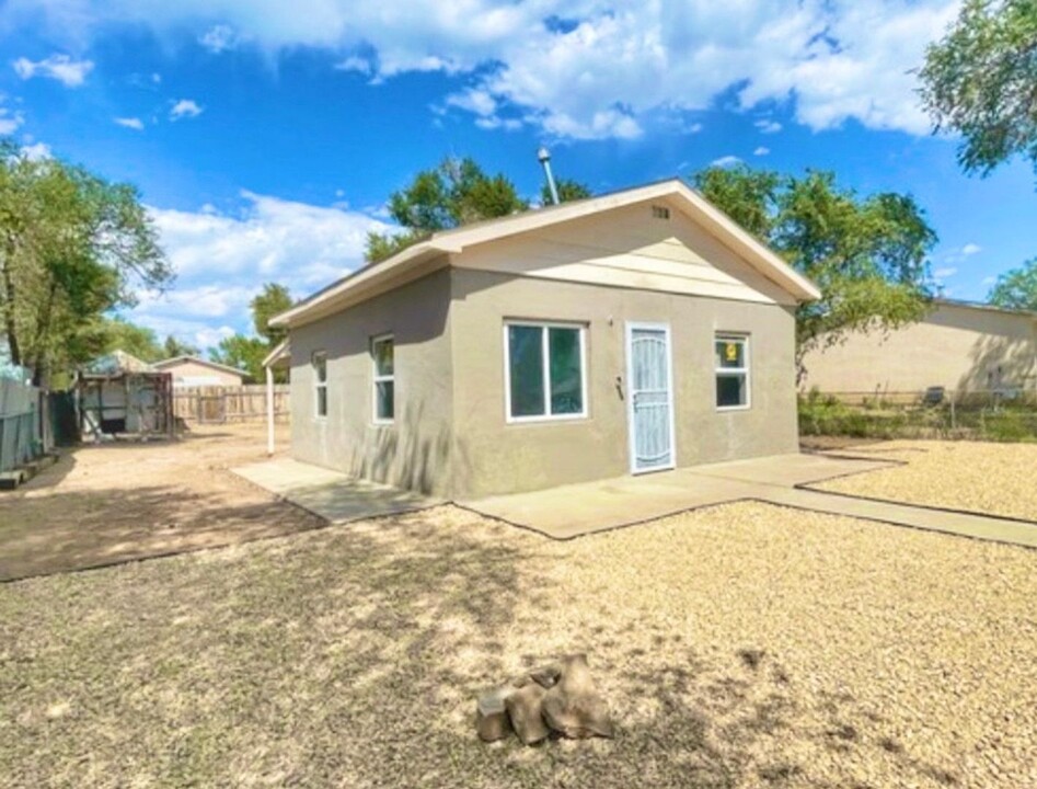 2015 W 19th St in Pueblo, CO - Building Photo