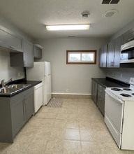 2778 33rd Ave in Columbus, NE - Foto de edificio - Building Photo