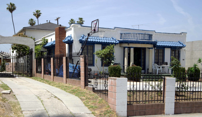 247-249 N Berendo St in Los Angeles, CA - Building Photo - Building Photo