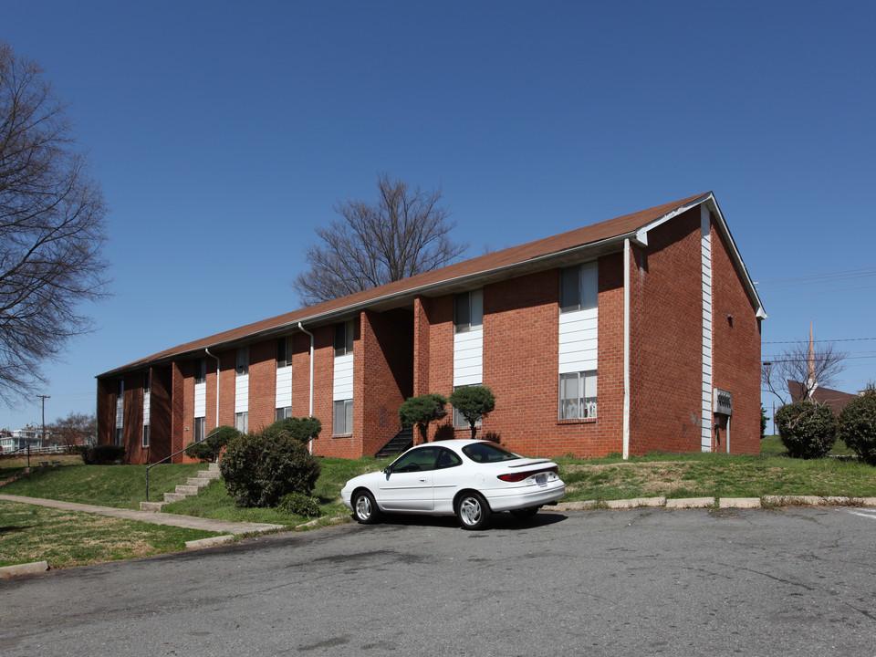 Third Street in Winston-Salem, NC - Building Photo