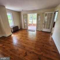 36 Westtown Rd in Thornton, PA - Building Photo