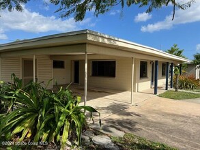 360 Belair Ave in Merritt Island, FL - Building Photo - Building Photo