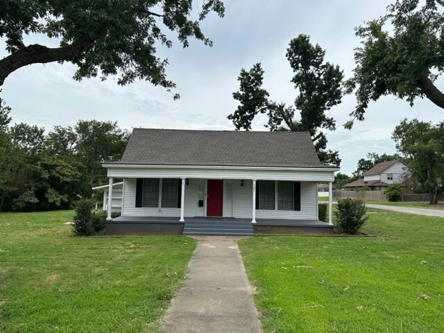 property at 101 E Midland St