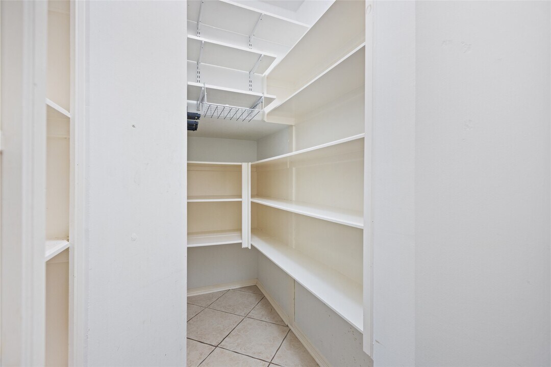 13135 Finch Brook Dr in Cypress, TX - Building Photo