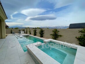 17 Bodega in Rancho Mirage, CA - Foto de edificio - Building Photo