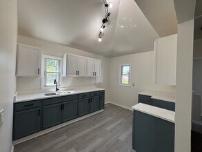 1348 Waite St in Gary, IN - Building Photo - Building Photo