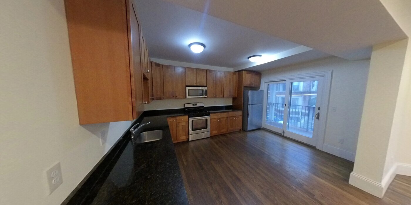 29 Commonwealth Ter, Unit 2 in Boston, MA - Building Photo