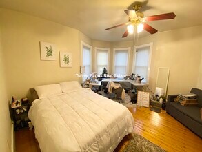 19 Sachem St, Unit 1F in Boston, MA - Building Photo - Building Photo