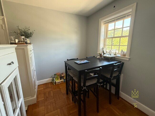 312 Washington St in Wellesley, MA - Building Photo - Building Photo