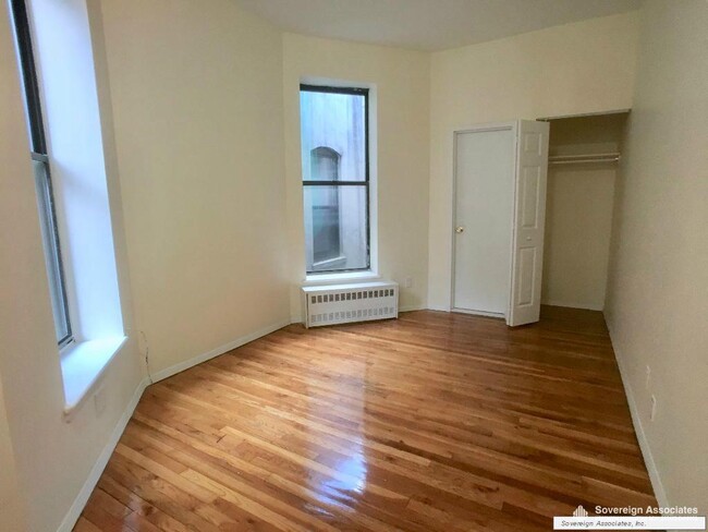 property at 951 Amsterdam Ave
