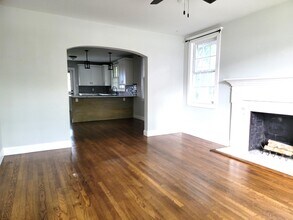 715 E 35th St in Savannah, GA - Building Photo - Building Photo