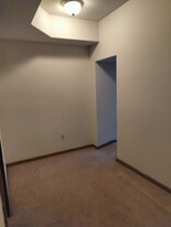 146 High St in Milford, CT - Building Photo