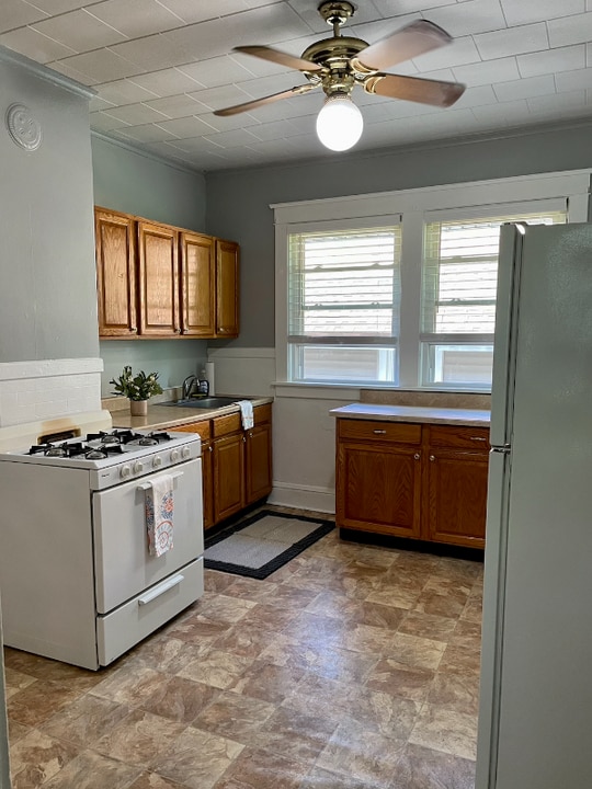 2332 16th St in Troy, NY - Building Photo