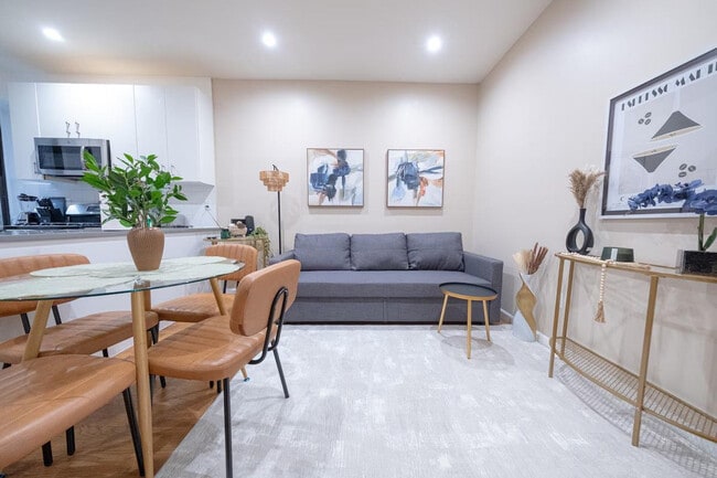 230 W 113th St in New York, NY - Building Photo - Building Photo