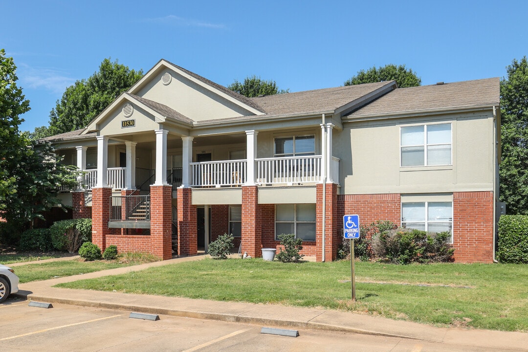 The Links on Memorial I/II in Bixby, OK - Foto de edificio