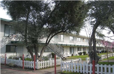 Chateau Lang in Sacramento, CA - Foto de edificio