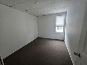 1222 Vestal Ave in Binghamton, NY - Building Photo - Building Photo
