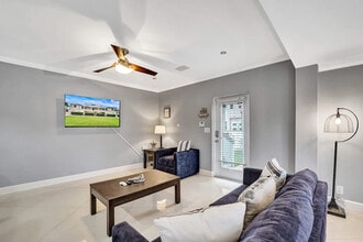 37 Hendricks Isle in Fort Lauderdale, FL - Building Photo - Building Photo