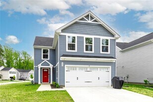 222 Lorraine Dr in Williamsburg, VA - Building Photo