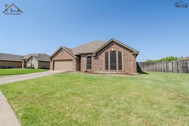 4938 Spring Hill Dr in Wichita Falls, TX - Building Photo - Building Photo