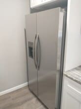 128 Berwick St, Unit apt. 1 in Elizabeth, NJ - Foto de edificio - Building Photo
