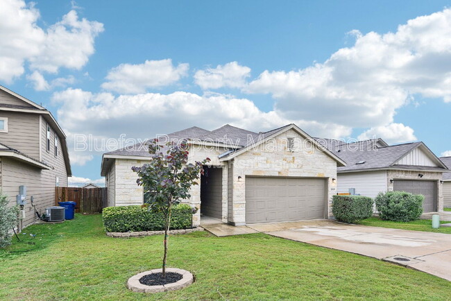 10430 Barbeque Bay in Converse, TX - Building Photo - Building Photo