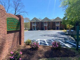 819 John B White Sr Blvd in Spartanburg, SC - Building Photo