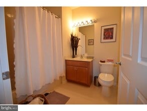 1338 Sierra Dr in Trenton, NJ - Building Photo - Building Photo